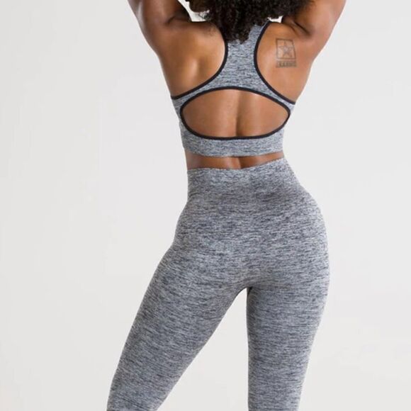 Women's Best Wear - MOVE SEAMLESS SPORTS BRA - Picture 4 of 8